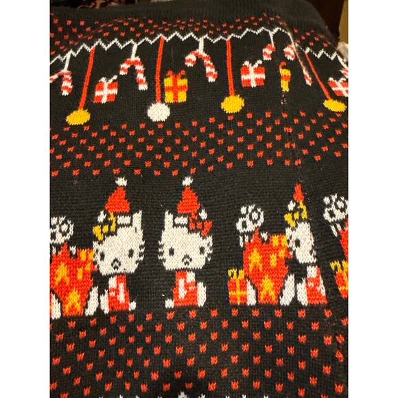 Unique Vintage Hello Kitty Knit Sweater Jogger Pants Christmas Theme S 4 NWOT - Picture 5 of 5